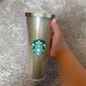Gold sparkle venti cup